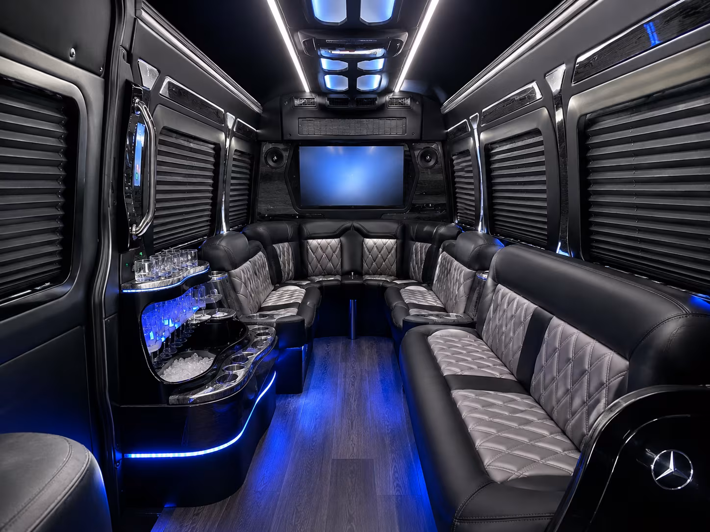 rent a bus to abilene convention center and hotel venue proms
